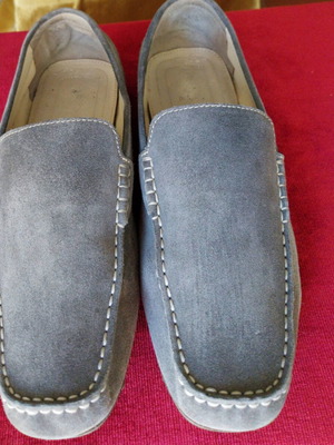 Geox men's leather moccasins size 45 like new, grey suede