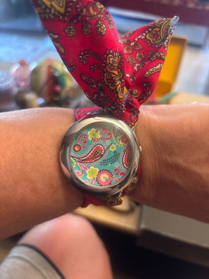 Nanci wristwatch new with pink fabric strap women's