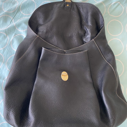 Luana Italy leather black handbag like new with gold clasp