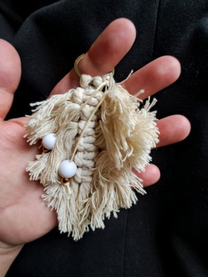 Macrame keychain white new