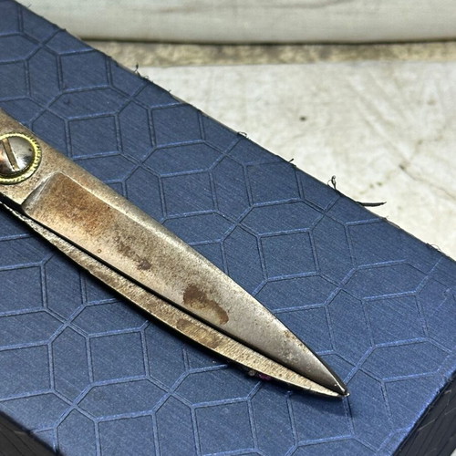 Vintage Japanese Sewing Scissors used, professional cutting tool