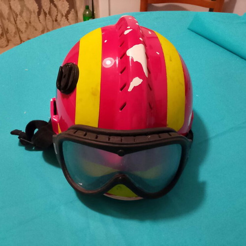Firefighter helmet Dasopirosvesti - EMAK 2005 with rescue mask