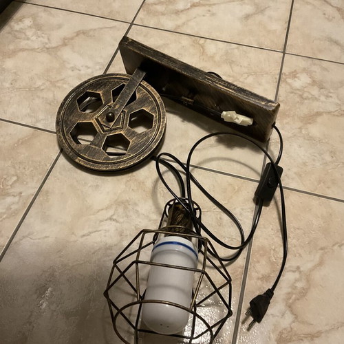 Globostar Rydon 01216 vintage metal wall light with rust effect
