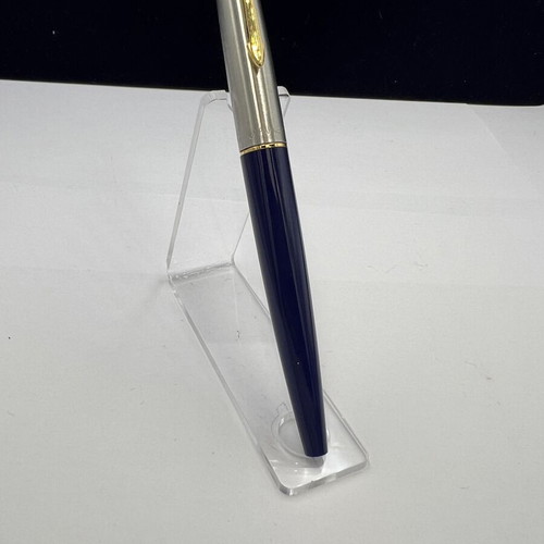 Parker 45 pen like new without box