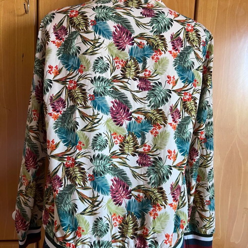 Stradivarius floral summer jacket medium like new, multicolor