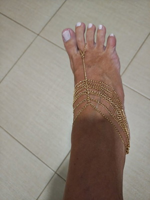 Gold anklet accessory chain