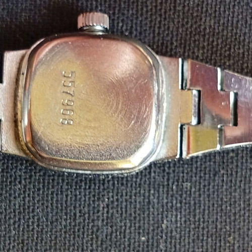 Chaika mechanical wristwatch USSR, women's