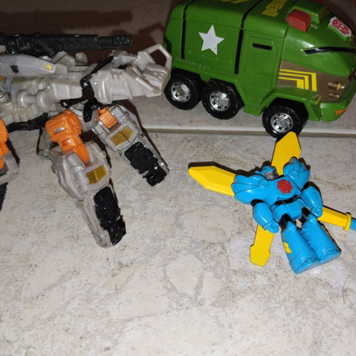 Transformers figures used, pack