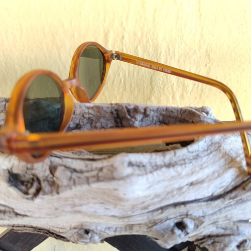 S61 90s vintage sunglasses new, matte horn frame