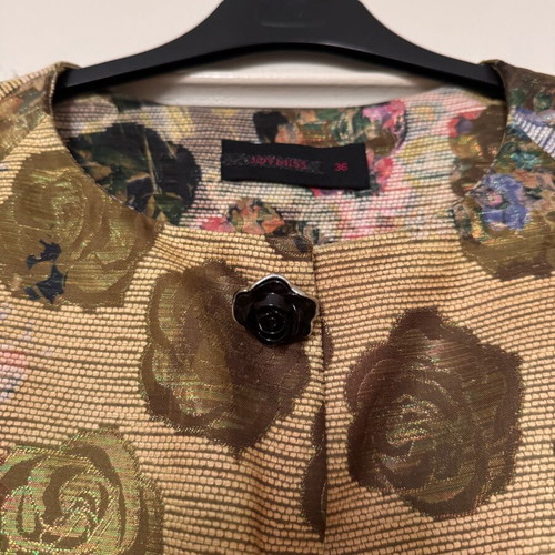Short jacket with 3/4 sleeve, colorful, like new, sizes L-XL