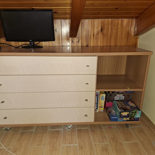 Storage cabinet like new with drawers, large capacity
