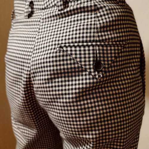 Gingham black and white pants size 40 like new by United Colors of Benetton