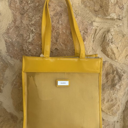 Guess Shoulder Bag yellow, like new, transparent with tulle and patent details