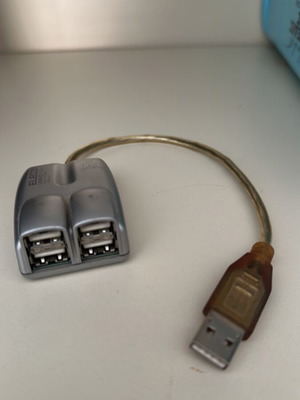 Usb 4 θυρών μεταχειρισμένο