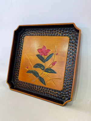 Plastic serving tray used with painted flower 28x28