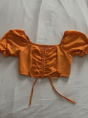 Orange cropped top Gustoso like new, size S-M