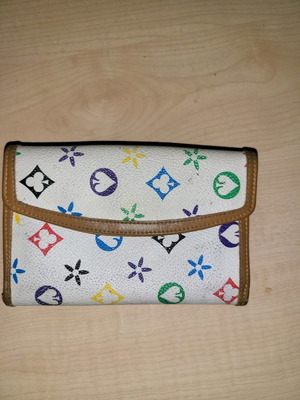Tous wallet like new