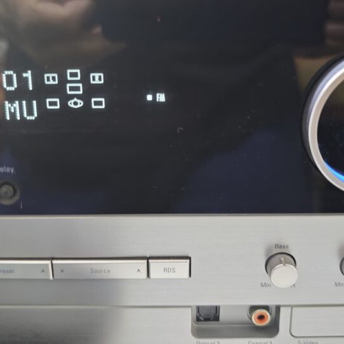 Harman Kardon AVR 230 receiver used, good condition