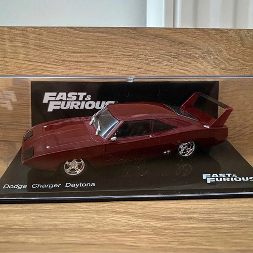 Dodge Charger Daytona 1:43 new, metal model Fast & Furious