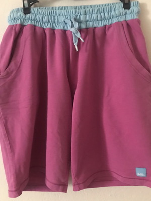 Body Talk Bermuda shorts like new, 100% cotton, size XL, pink and turquoise