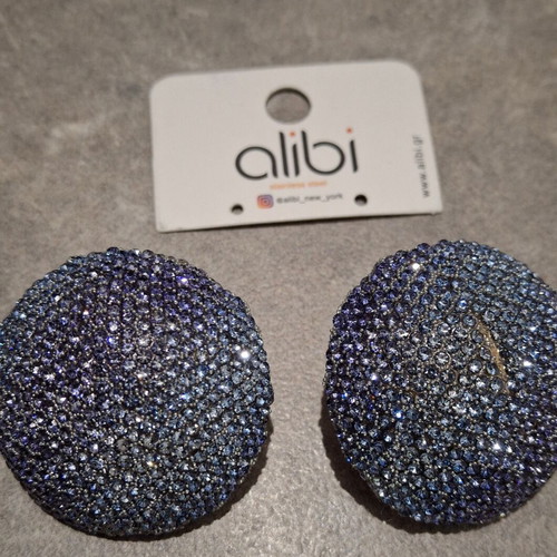 Alibi New York stud earrings new, silver with rhinestones