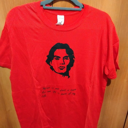 Pack of 5 T-shirts Maradona, Ronaldinho, Cruyff, Maldini, Roberto Baggio size Large, like new