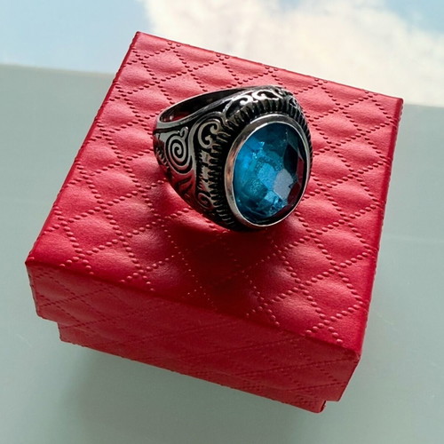 Ring made of stainless steel 316L with blue cubic zirconia used