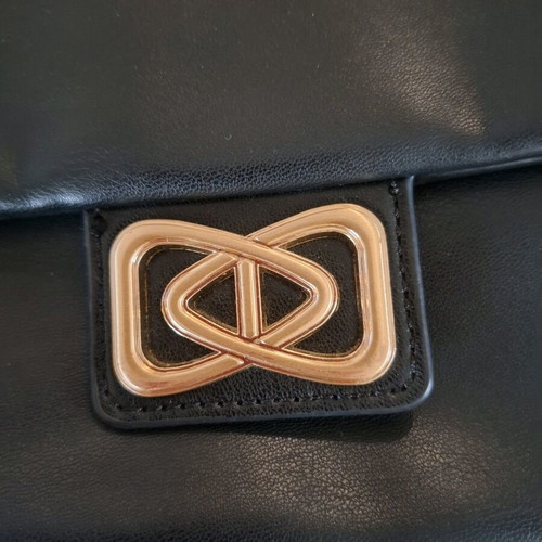 Aldo Eelinora Shoulder Bag like new, black with gold details