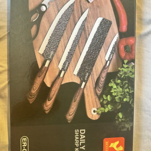 Knife set new, 6 pieces stainless steel with peeler and scissors