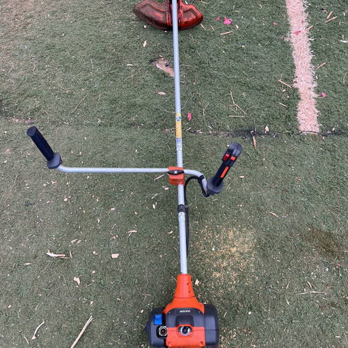 Husqvarna 325R brushcutter like new