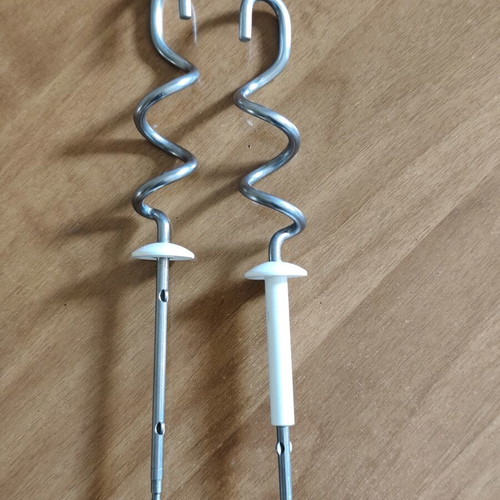 Dough Hooks for Hand Mixer like new, set of two metal
