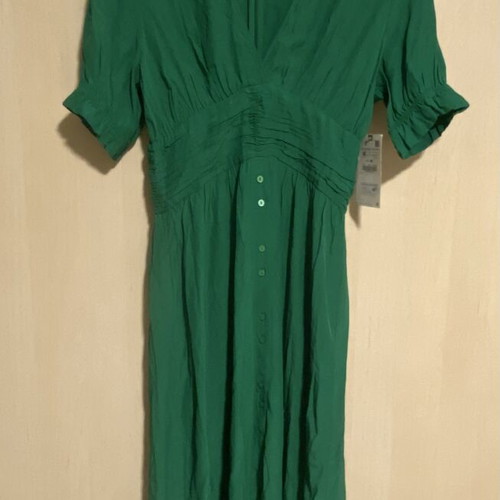 Zara dress new, green viscose midi with buttons and elastic sleeves
