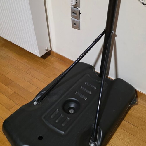 Adjustable Basketball Hoop 245–305cm for Indoor and Outdoor Use, Like New