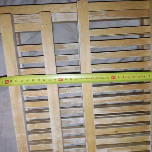 Wooden folding plate holder used