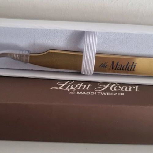 Maddi Tweezer Light Heart Lash tweezer new