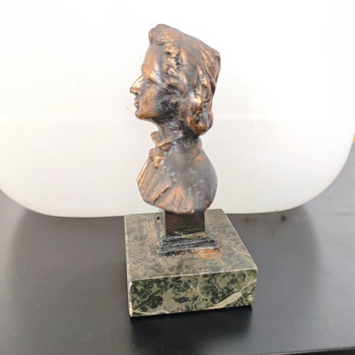 Brass bust of composer Frédéric Chopin like new