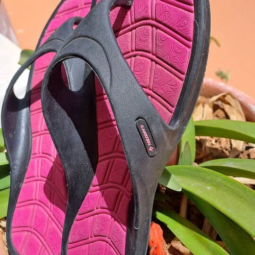 Sandals like new, size 37, multicolor