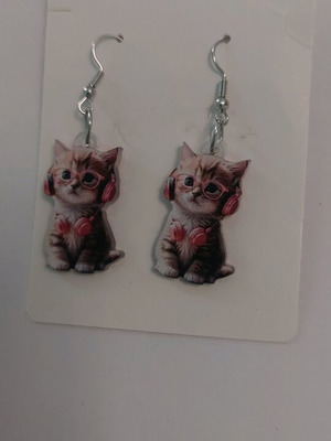 Cat earrings new
