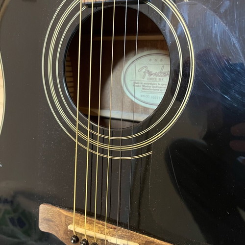 Fender CD60CE Black electro-acoustic guitar like new with case