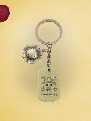 One Piece Straw Hat metal keychain new, gold color