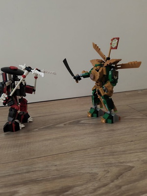 LEGO Ninjago Lloyd’s Mech Battle EVO set, 223 pieces