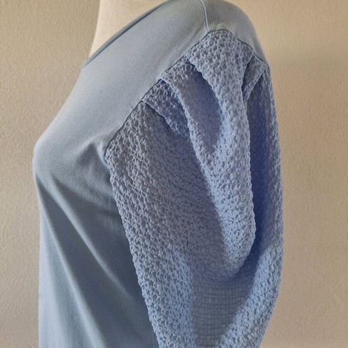 Stradivarius top size M like new, blue turquoise