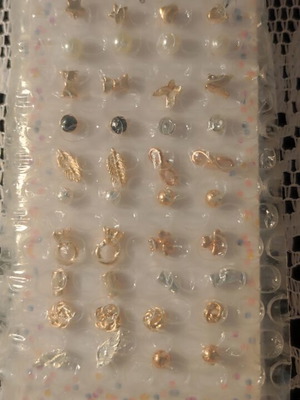 Stud earrings new, gold and silver tone fashion jewelry