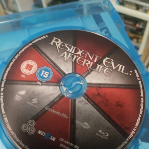 Resident Evil Afterlife Blu-Ray like new, English subtitles, slipcover