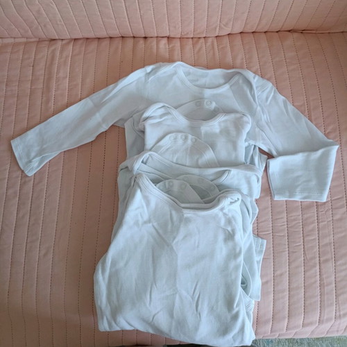 Marks and Spencer long-sleeve bodysuits 2-3 years like new, 5 pieces