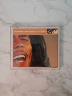 Bob Marley VS. Funkstar De Luxe Remix CD Single "Sun Is Shining"