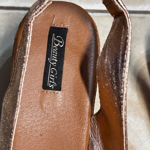 Bronze sandals with straw effect sole like new