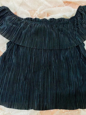 tally weijl black womans top size small