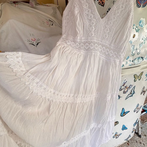 Summer dress used white with lace and honeycomb back elastic