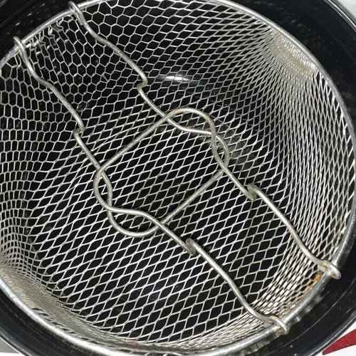 Pot - Fryer 24cm Black with Removable Basket like new